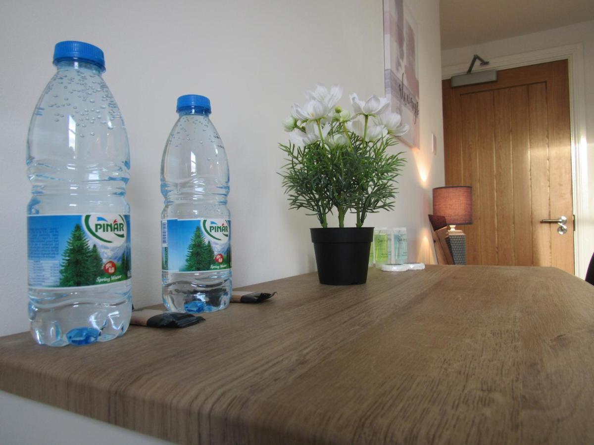 The Tas Suites - Tas Accommodations Cambridge  Ngoại thất bức ảnh