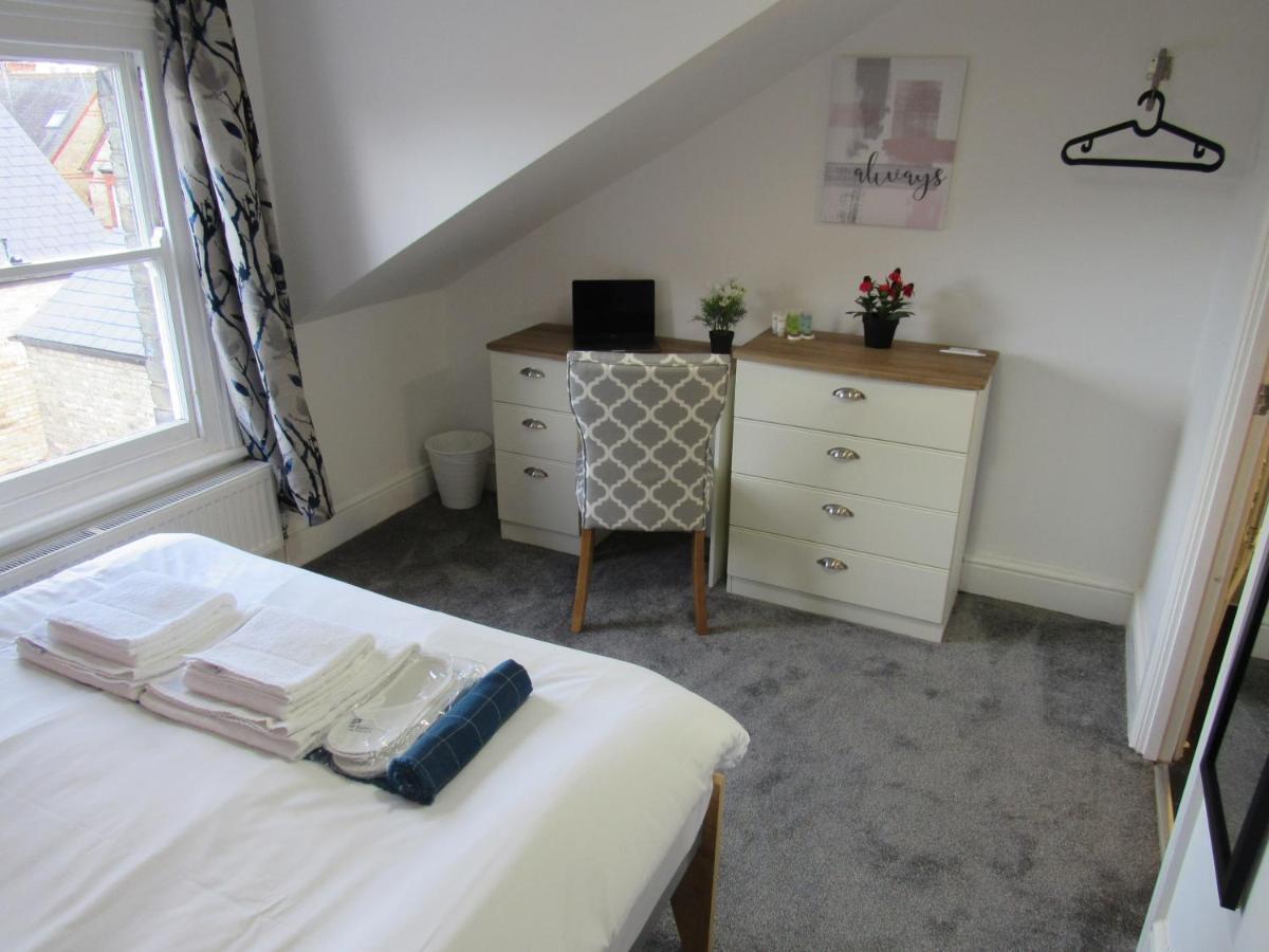 The Tas Suites - Tas Accommodations Cambridge  Ngoại thất bức ảnh